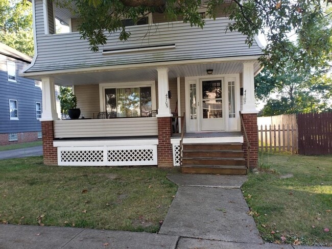 4707 Behrwald Ave in Cleveland, OH - Building Photo - Building Photo