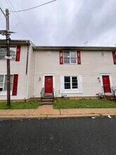 52 Van Nostrand Ave, Unit Single Family in Jersey City, NJ - Building Photo - Building Photo