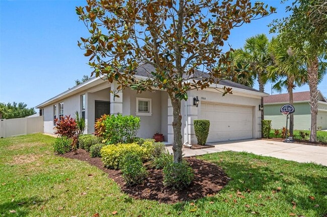 17414 New Cross Cir in Fish Hawk, FL - Building Photo - Building Photo