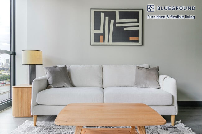 180 N Ada St in Chicago, IL - Building Photo - Building Photo