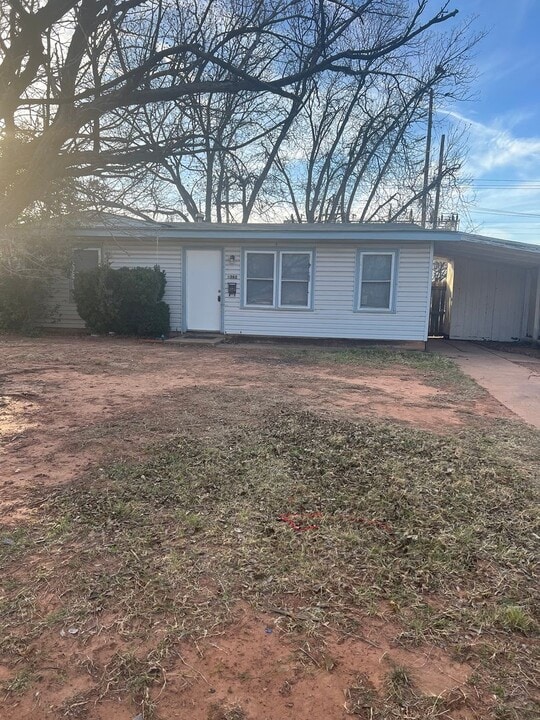 1362 S Bowie Dr in Abilene, TX - Building Photo