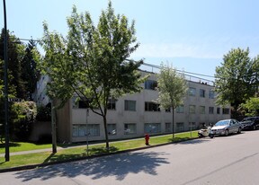 2115 Cypress St in Vancouver, BC - Building Photo