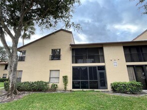 3717 Cocoplum Cir in Coconut Creek, FL - Building Photo - Building Photo