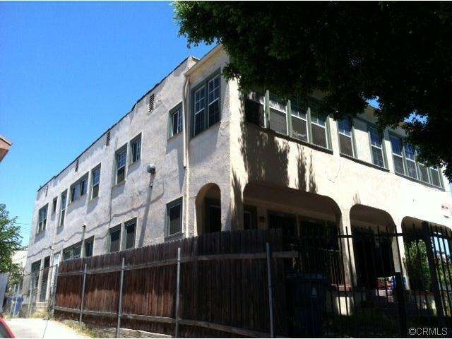 2911 E Cesar E Chavez Ave in Los Angeles, CA - Building Photo - Building Photo