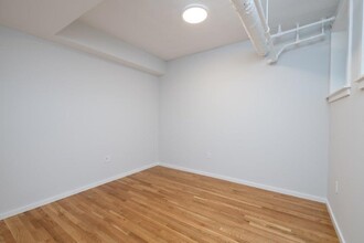 22 Forest St, Unit 17-32 in Cambridge, MA - Building Photo - Building Photo