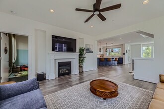 26658 NE Walden Way in Duvall, WA - Building Photo - Building Photo