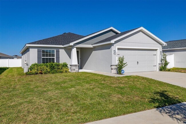 1750 Daystar Dr in Haines City, FL - Foto de edificio - Building Photo