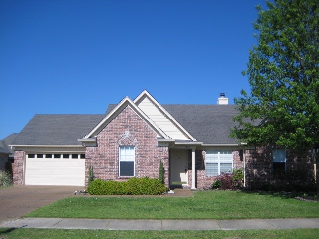 property at 1383 River Ridge Dr