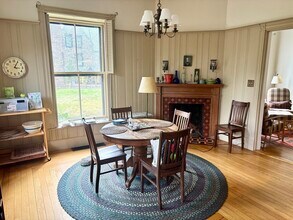 242 Walnut St in Brookline, MA - Building Photo - Building Photo