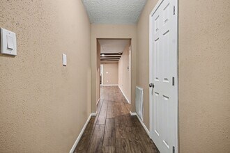 16807 David Glen Dr in Friendswood, TX - Building Photo - Building Photo