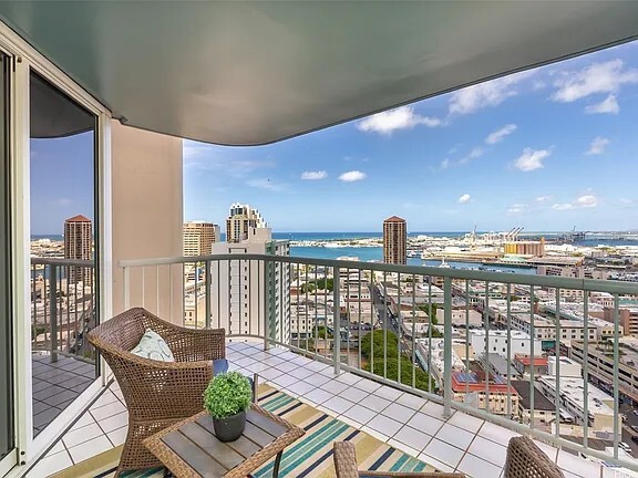 property at 1212 Nuuanu Ave