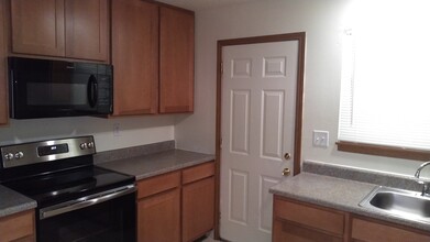 141 Dublin Ln, Unit 000 in Festus, MO - Building Photo - Building Photo