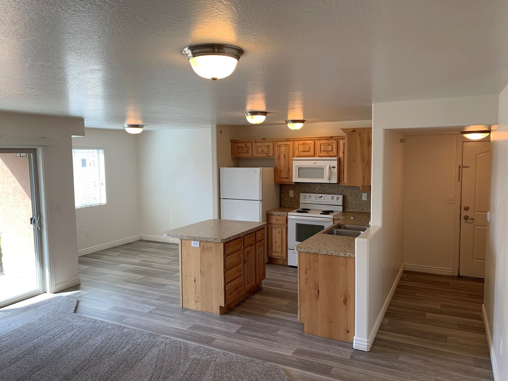 Canyon Cove Apartments in Brigham City, UT | ApartmentHomeLiving.com