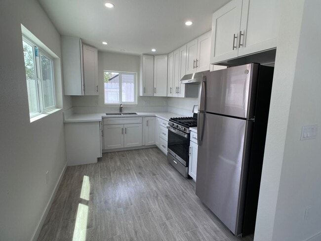 1623 N 6th St in Port Hueneme, CA - Building Photo - Building Photo