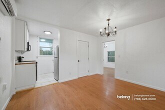 1226 Easter Ave in Fort Pierce, FL - Building Photo - Building Photo