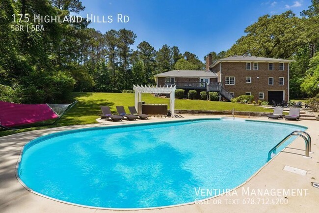 175 Highland Hills Rd in Fayetteville, GA - Building Photo - Building Photo