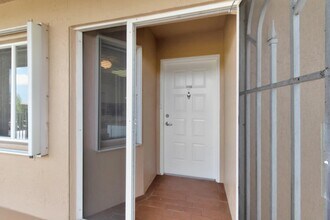 5810 Crystal Shores Dr in Boynton Beach, FL - Building Photo - Building Photo