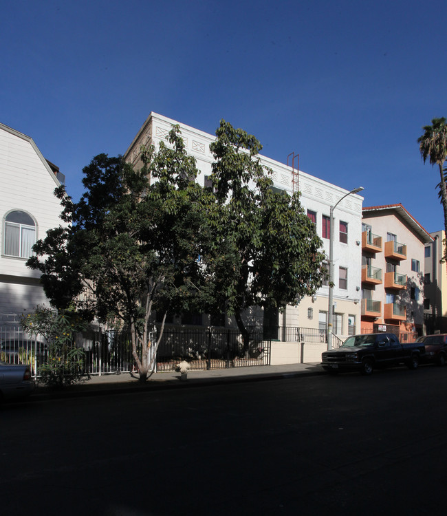 Bonnie Brae Apartments in Los Angeles, CA - Building Photo - Building Photo