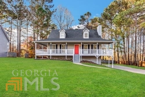 240 Maplewood Ln in Acworth, GA - Building Photo