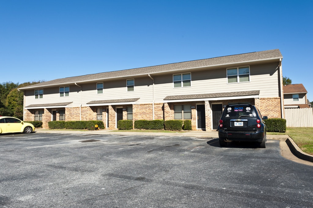 Jackson Hills Apartments Commerce, GA Apartments For Rent