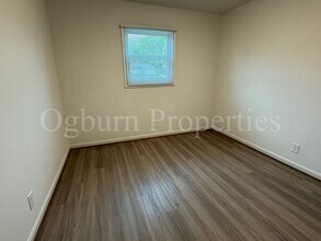 208 Mayberry Ave in Mount Airy, NC - Building Photo - Building Photo