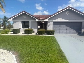 1831 Wolf Laurel Dr in Sun City Center, FL - Building Photo - Building Photo