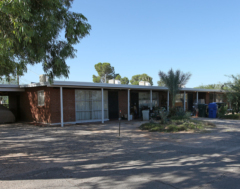 4500-4512 E Linden St in Tucson, AZ - Building Photo