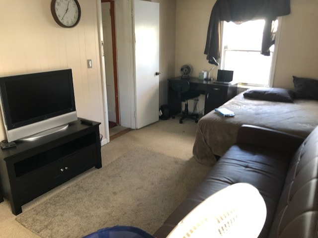 property at 9 Glenview Dr
