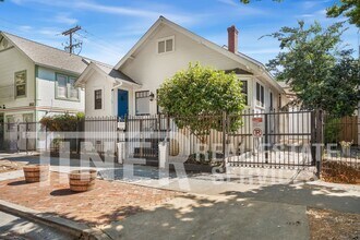 1321 17th St in Sacramento, CA - Building Photo - Building Photo