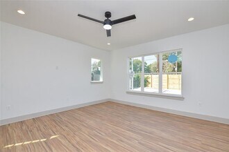 7103 Bennett Ave in Austin, TX - Building Photo - Building Photo