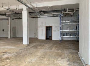 601-615 W Historic Mitchell St in Milwaukee, WI - Building Photo - Interior Photo