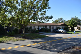 302 Cresap St in Lakeland, FL - Foto de edificio - Other