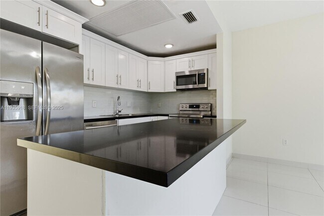 13724 SW 259th St in Homestead, FL - Building Photo - Building Photo