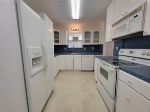 3820 Modlin St in Mesquite, TX - Foto de edificio - Building Photo