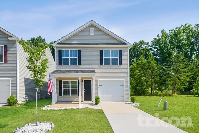 property at 4439 Oak Pointe Dr