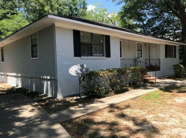 608 Reynolds A in Ozark, AL - Building Photo - Building Photo