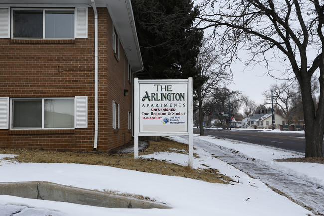 The Arlington Apartments in Greeley, CO - Foto de edificio - Building Photo