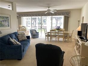 13140 Hamilton Harbour Dr-Unit -F4 in Naples, FL - Building Photo - Building Photo