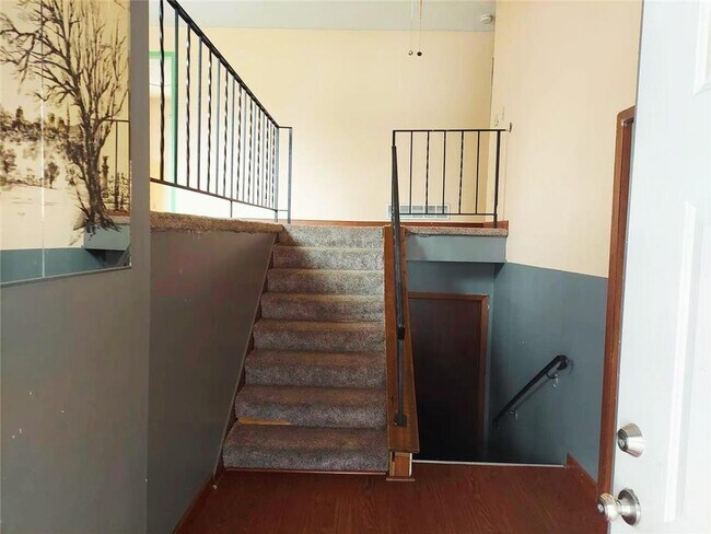 94 108th Ave NW in Minneapolis, MN - Building Photo - Building Photo