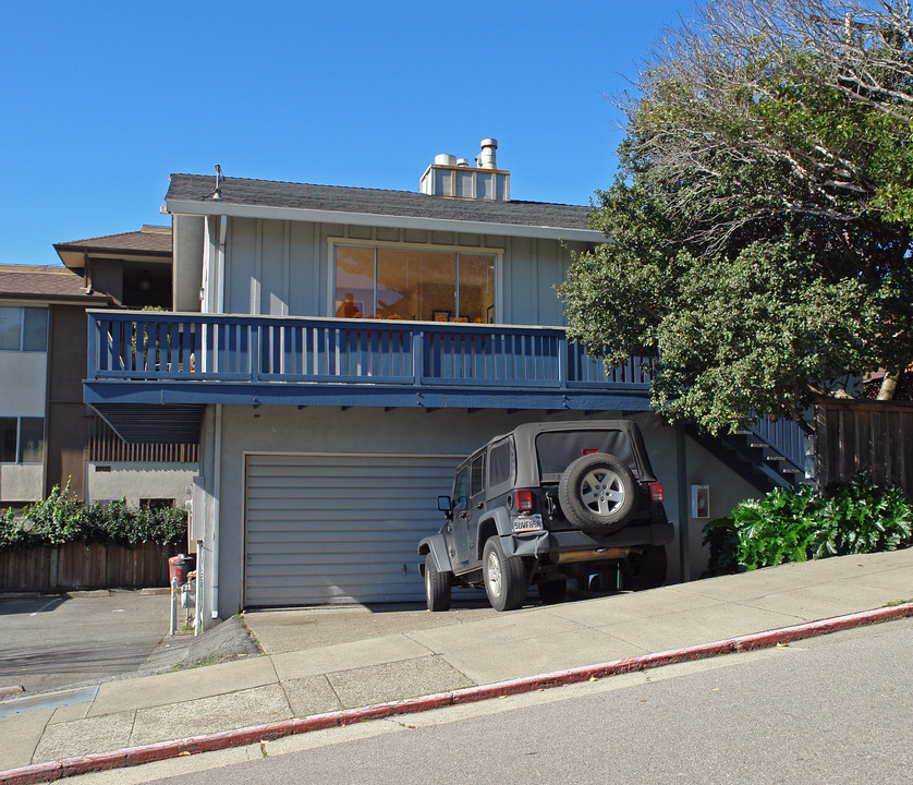 15-21B Bernard St in Mill Valley, CA - Foto de edificio