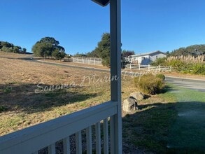 701 La Raye Ln in Petaluma, CA - Building Photo - Building Photo