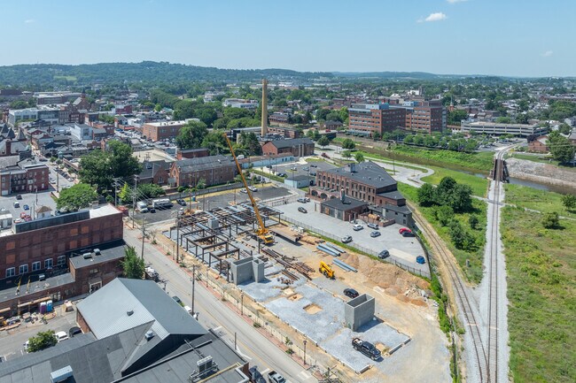 208 N Beaver St in York, PA - Building Photo - Building Photo
