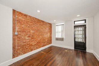 617 N Maxwell Ave in Frederick, MD - Building Photo - Building Photo