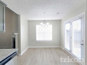 1956 Port James Cir in Nashville, TN - Foto de edificio - Building Photo