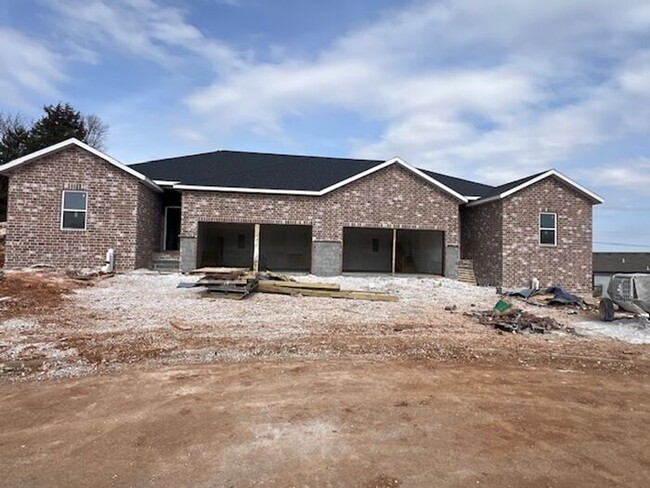 1409 S Atlas Ct in Ozark, MO - Building Photo - Building Photo