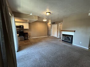 662 W Jefferson Cove in Sandy, UT - Building Photo - Building Photo