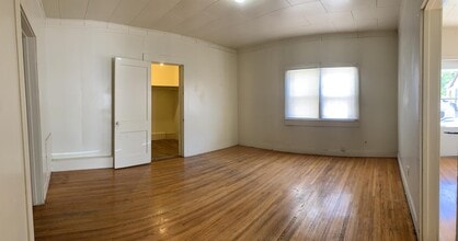 916 Axtell St in Clovis, NM - Building Photo - Building Photo