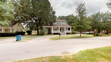 519 E Carolina Ave in Hartsville, SC - Building Photo - Other