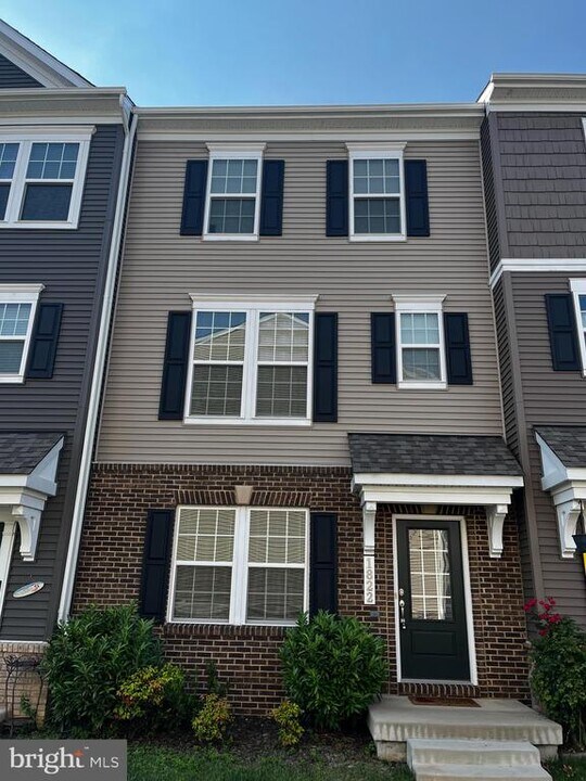 1822 Sag Harbor Ln in Fredericksburg, VA - Building Photo