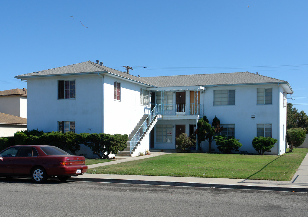 818 Palm Dr in Oxnard, CA - Building Photo